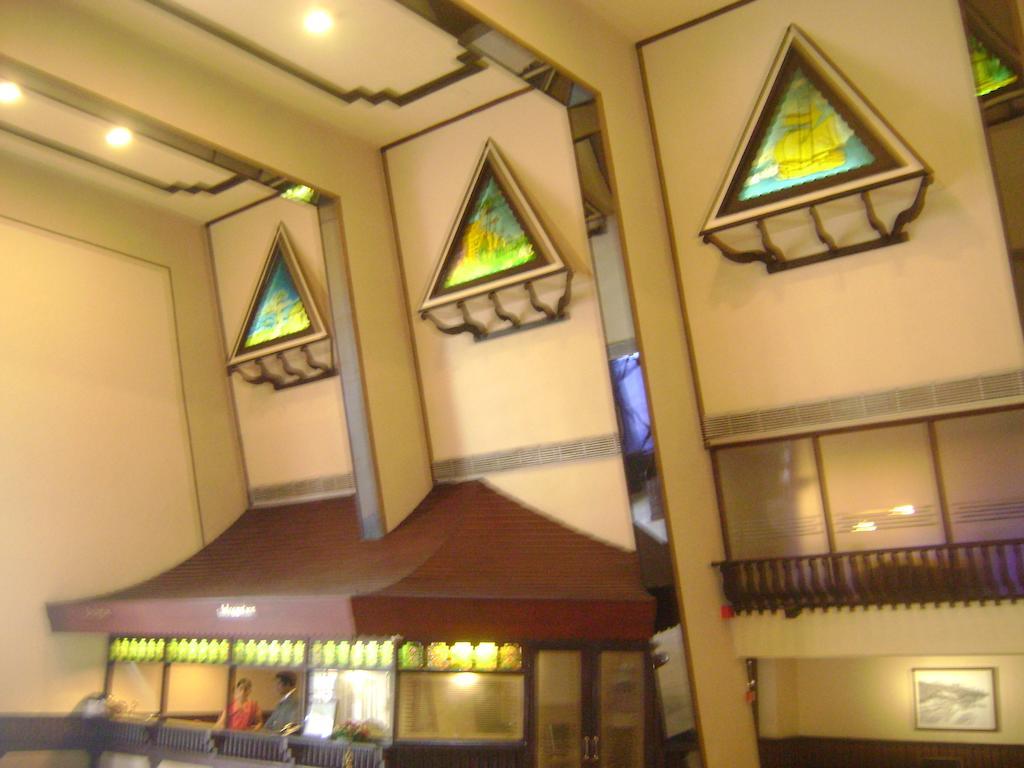 Manuelsons Malabar Palace Кожикоде Екстер'єр фото