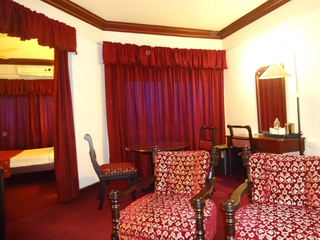 Manuelsons Malabar Palace Кожикоде Екстер'єр фото
